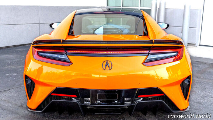 A Surprising Sale Finally Brought Attention to Acura’s Overlooked Supercar | Carscoops